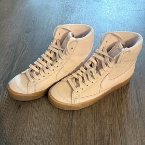 Nike Blazer Mid Premium Sneakers